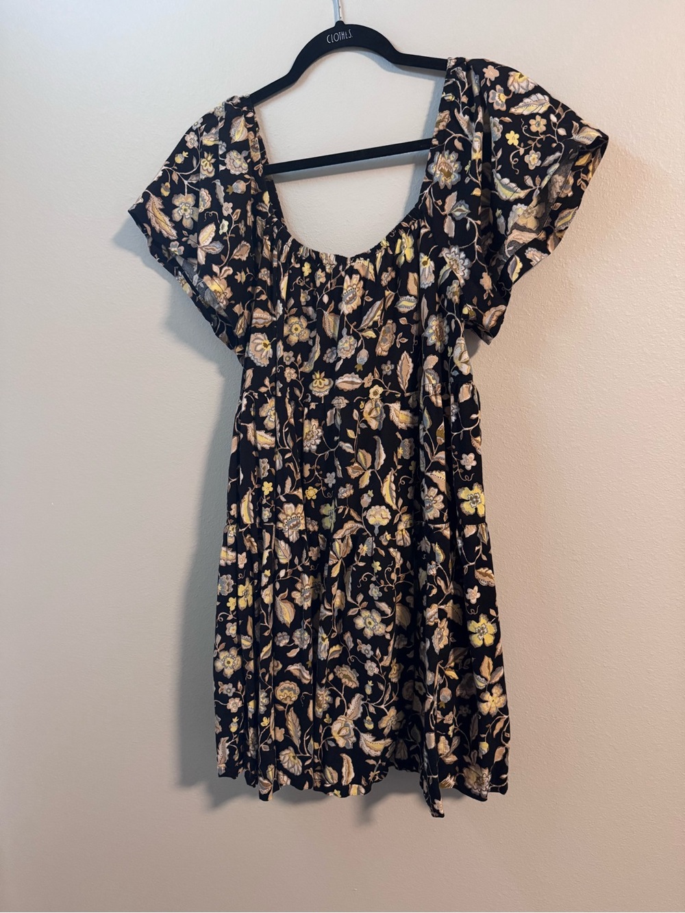 Old Navy Black Floral Short Sleeve Dress